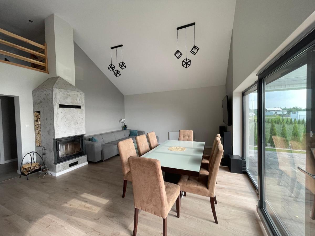 Dom Nad Jeziorem Obok Uniejowa Holiday home Przykona