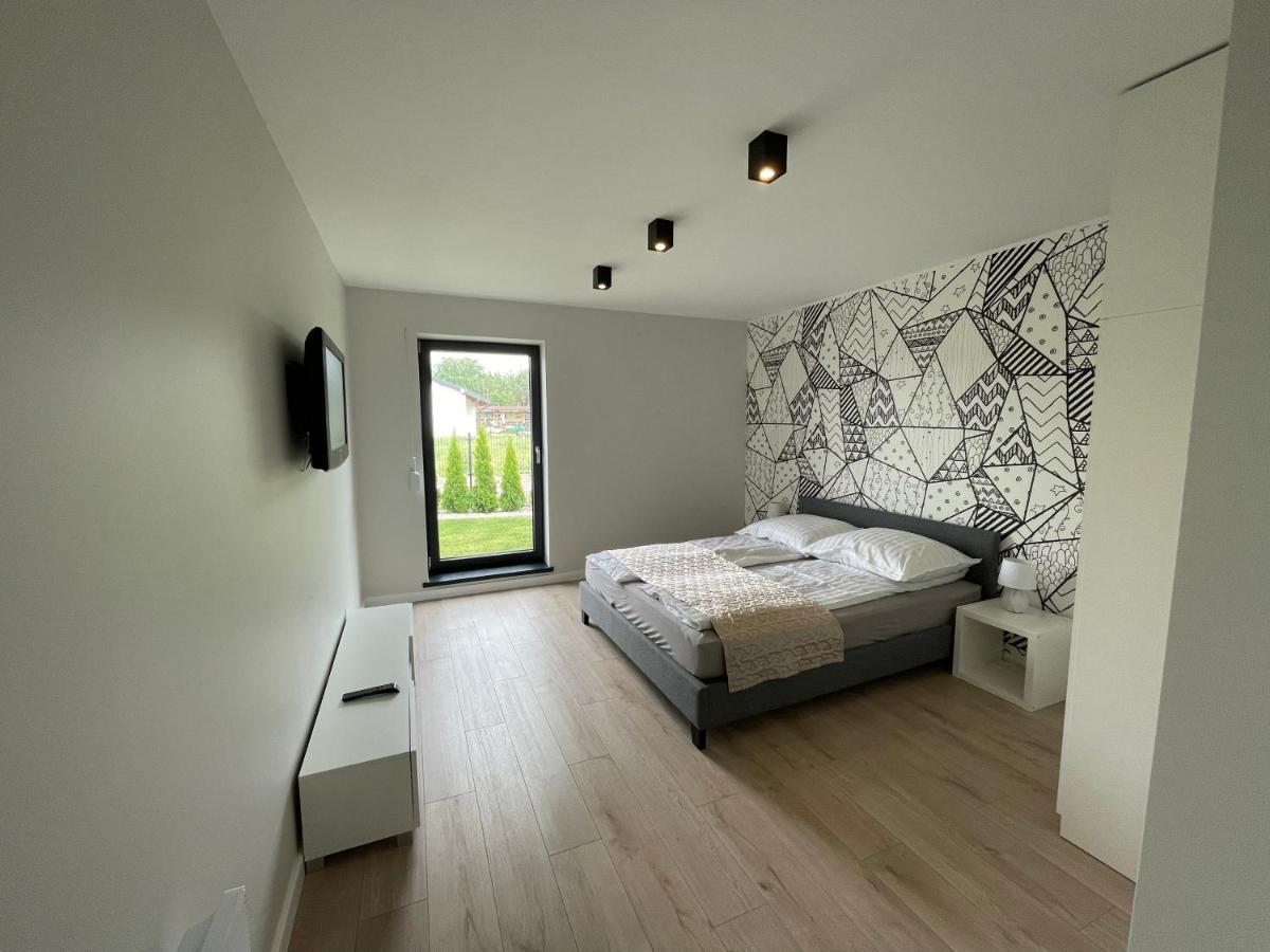Dom Nad Jeziorem Obok Uniejowa Holiday home *